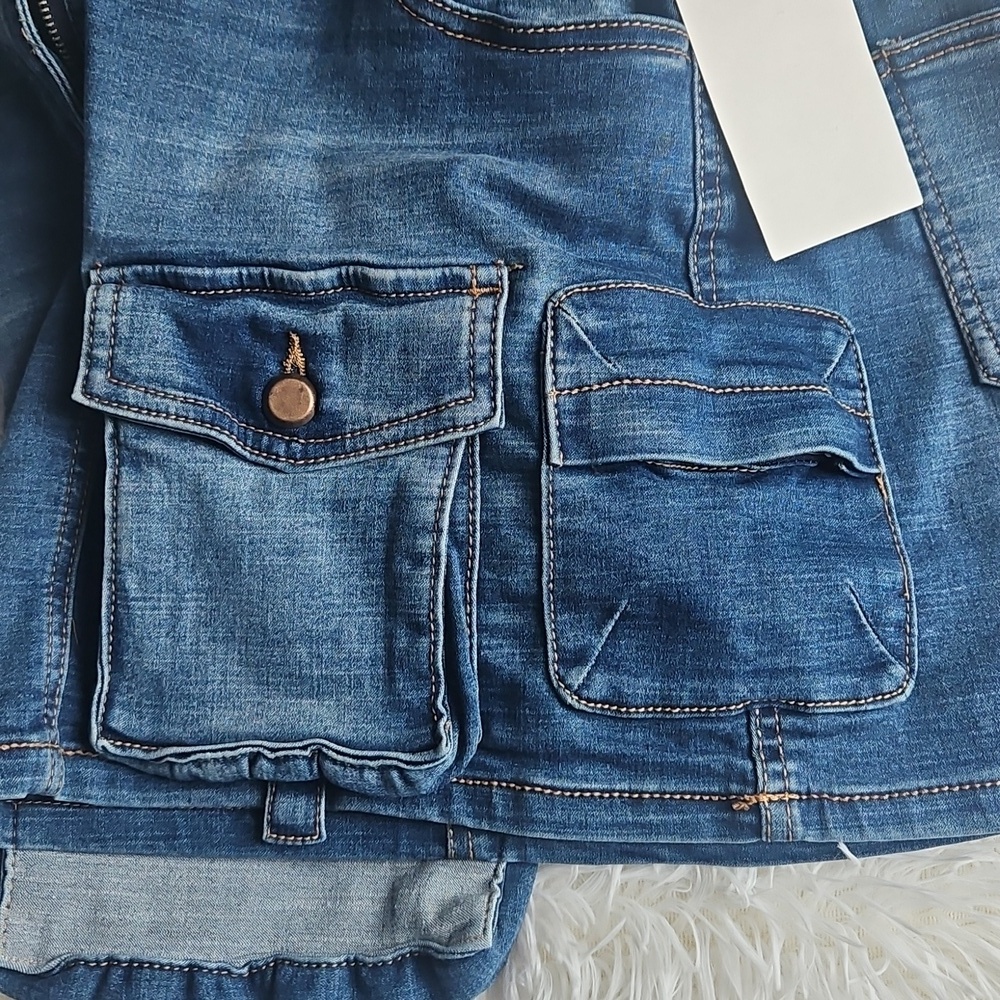 NWT Denim Cargo Women Shorts - Picture 7 of 9